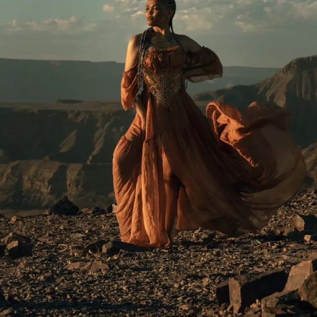 Have you ever wanted to be visible, but felt vulnerable when it comes to being seen? Don’t let your fear of being seen stop you from your desire to be visible. You’ve probably done hard things before while feeling nervous and unsure. You still applied for the job. You still showed up for the interview. You still went after the opportunity even with all the what ifs.A photoshoot can feel like that too. It can bring up nerves, self-consciousness, and the pressure to feel ready before you begin. I want you to know you don't have to move through that feeling alone. I approach every session with care. My team and I guide you through the experience, support you throughout, and create space for you to feel safe and comfortable in front of the camera.You’ll  walk away feeling safe, seen, and more confident in your visibility. DM Portraits to learn more about our sessions.#toptia #toptiaportaits #photographerintokyo #photographer #tokyo