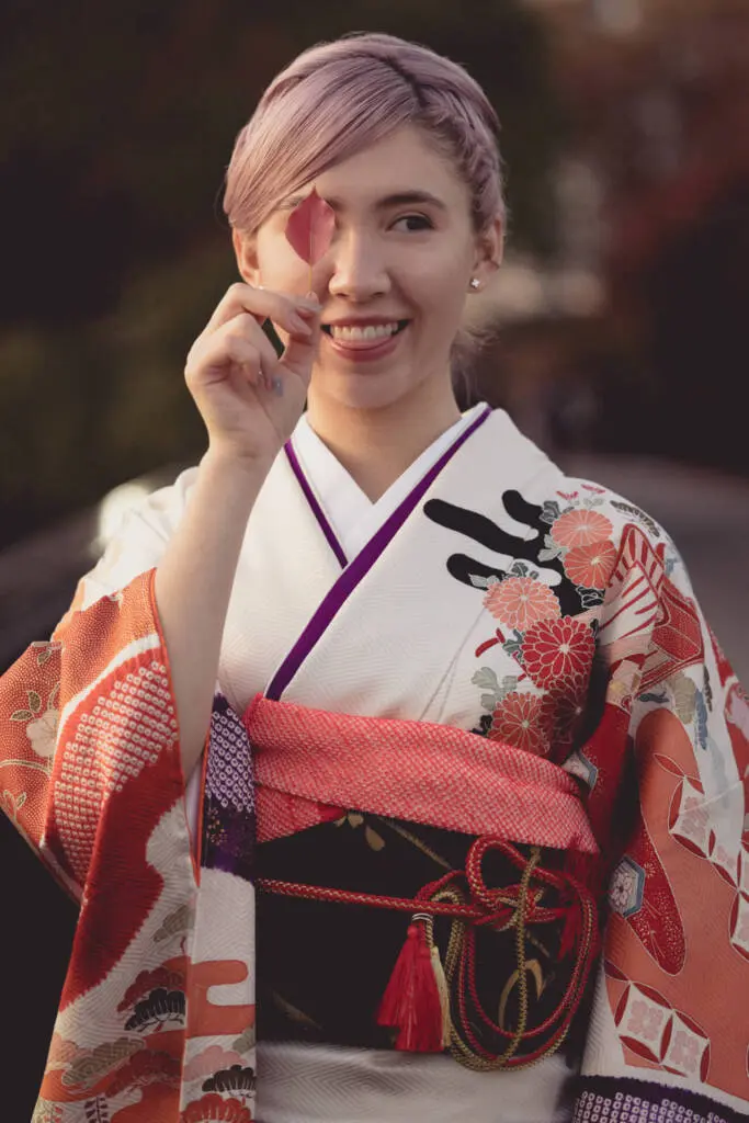 Seijin no hi furisode photo shoot Playing at yoyogi park