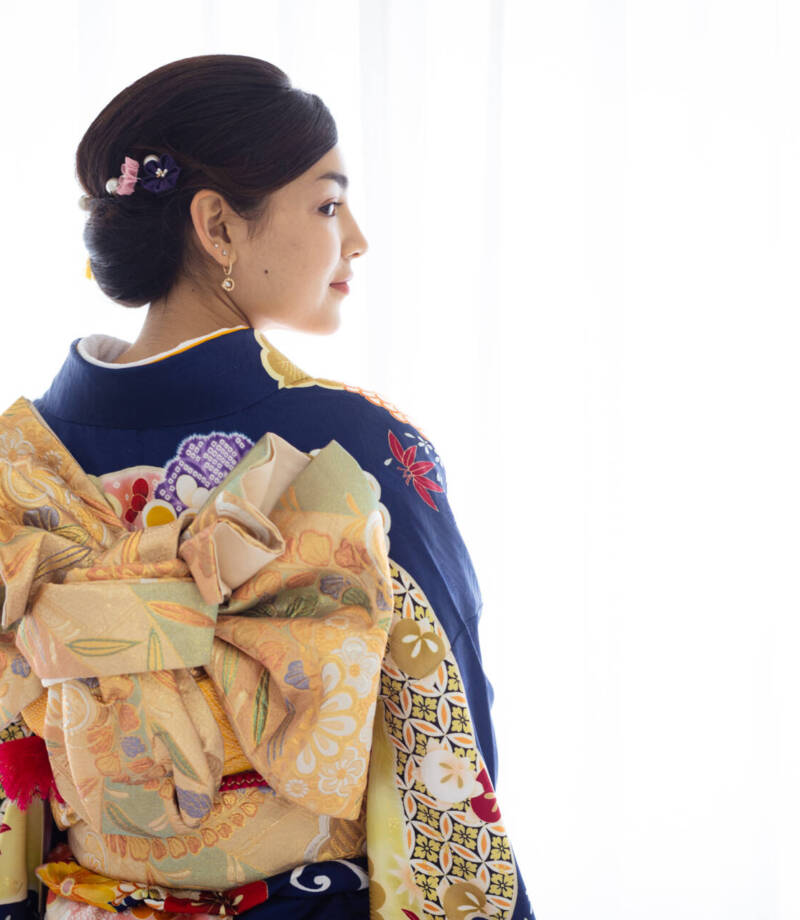 A back shot of a beautiful young woman in a kimono, in a house - Tokyo Portrait Photographer, Headshot photos